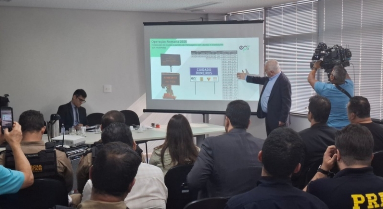 Durante audiência, EPR Triângulo apresenta plano operacional e destaca a RomeiroVia como via segura para a Romaria 2025 Durante audiência, EPR Triângulo apresenta plano operacional e destaca a RomeiroVia como via segura para a Romaria 2025