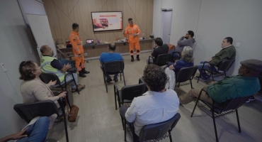 EPR Triângulo e Corpo de Bombeiros capacitam voluntários das barracas de apoio para a Romaria 2025