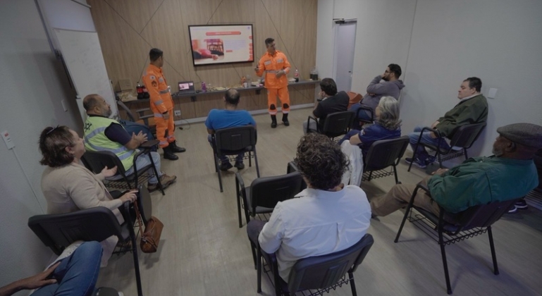 EPR Triângulo e Corpo de Bombeiros capacitam voluntários das barracas de apoio para a Romaria 2025 EPR Triângulo e Corpo de Bombeiros capacitam voluntários das barracas de apoio para a Romaria 2025