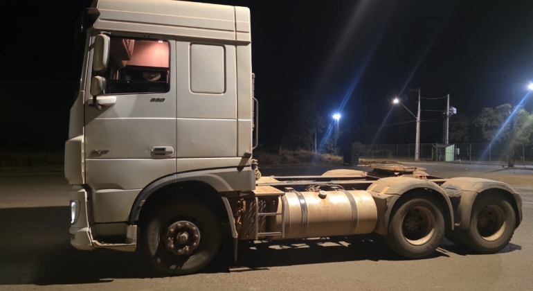Motorista é preso por receptação de veículo furtado durante operação da Policia Militar na BR-354; em Patos de Minas Motorista é preso por receptação de veículo furtado durante operação da Policia Militar na BR-354; em Patos de Minas