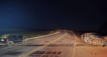 Serra do Salitre - Colisão na BR-146 deixa um motorista morto e o outro ferido Serra do Salitre - Colisão na BR-146 deixa um motorista morto e o outro ferido