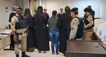 Mulher é condenada a 10 anos de prisão por matar companheiro e ocultar o cadáver Mulher é condenada a 10 anos de prisão por matar companheiro e ocultar o cadáver