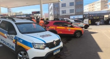 Patos de Minas - Operação Apate fiscaliza Postos de Combustíveis na cidade 