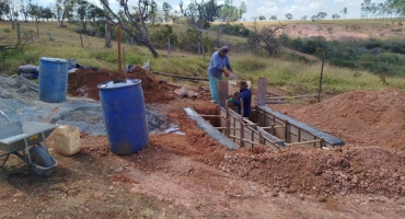 Prefeitura de Lagoa Formosa intensifica obras em estradas rurais e constrói ou recupera mais de 60 mata-burros em 2025 Prefeitura de Lagoa Formosa intensifica obras em estradas rurais e constrói ou recupera mais de 60 mata-burros em 2025