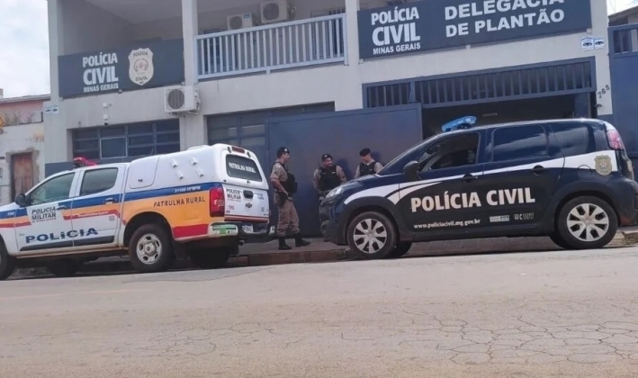 Prisão de professor de escola municipal de Patos de Minas por suspeita de abuso sexual contra criança de 4 anos choca a cidade Prisão de professor de escola municipal de Patos de Minas por suspeita de abuso sexual contra criança de 4 anos choca a cidade