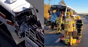 Ônibus da Saúde de Paracatu bate na BR-040 e deixa vários feridos; veja vídeo Ônibus da Saúde de Paracatu bate na BR-040 e deixa vários feridos; veja vídeo