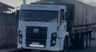 Quadrilha rouba caminhão na BR-354 em Lagoa Formosa e sequestra do motorista