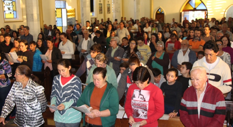 Lagoa Formosa  - Dia do Romeiro da Festa de Nossa Senhora da Piedade reúne devotos de toda região 
