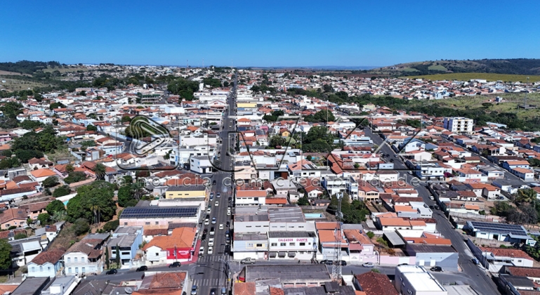 Ibiá - Moradores relatam estrondo e tremor na cidade na noite de terça-feira (2) Ibiá - Moradores relatam estrondo e tremor na cidade na noite de terça-feira (2)