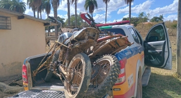 Tiros - Homem é preso por caça ilegal, posse de armas e adulteração de veículos