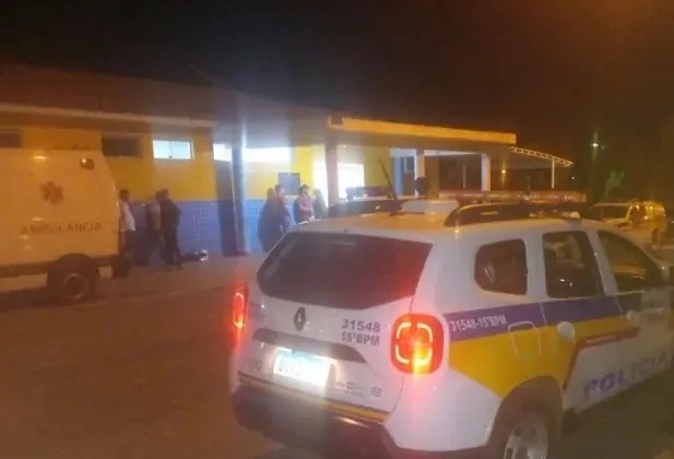 Homem se joga na frente de carro e é atropelado na MGC-354, em Presidente Olegário