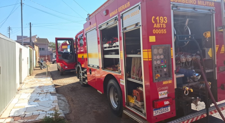 Homem é preso em flagrante suspeito de incendiar residência de ex-companheira; em Patos de Minas Homem é preso em flagrante suspeito de incendiar residência de ex-companheira; em Patos de Minas