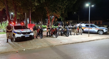 Operação policial combate os chamados “rolezinhos” de motociclistas em Lagoa Formosa Operação policial combate os chamados “rolezinhos” de motociclistas em Lagoa Formosa