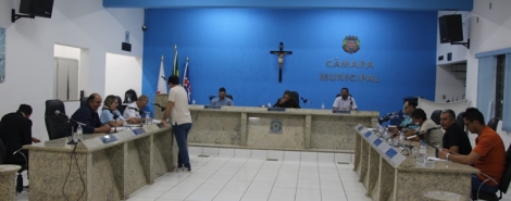 Câmara Municipal de Lagoa Formosa realiza reunião ordinária com votação de vários projetos 