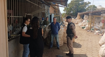 Carmo do Paranaíba – Fiscalização integrada resulta em prisão por receptação de fios de cobre Carmo do Paranaíba – Fiscalização integrada resulta em prisão por receptação de fios de cobre