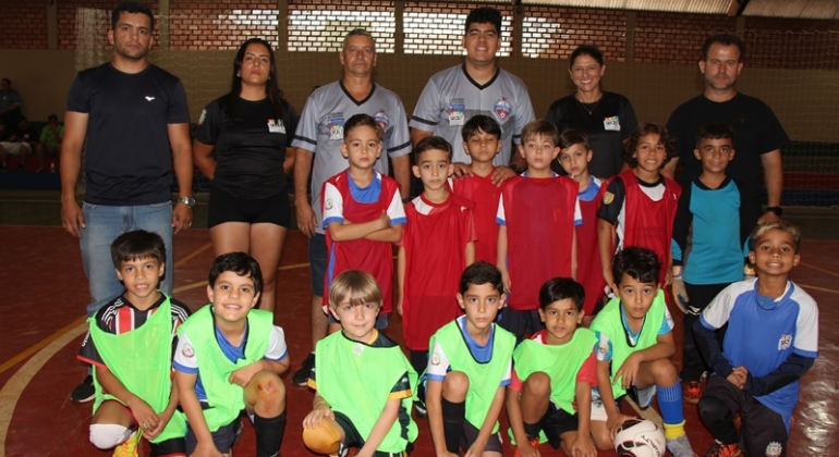 Escolinha de Futebol da Prefeitura de Lagoa Formosa realiza finais do Campeonato de Futsal Infantil 