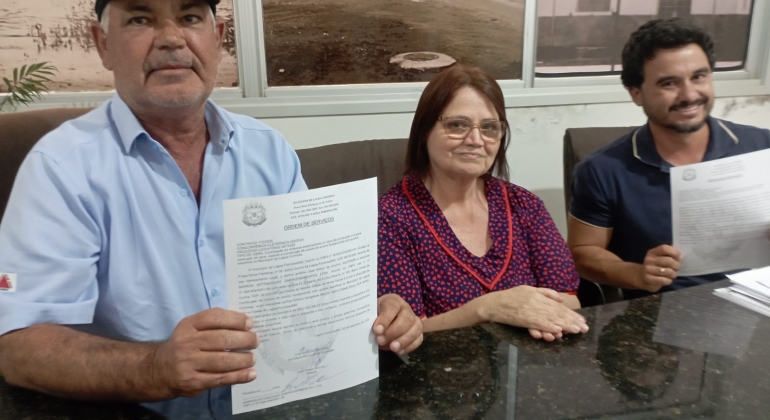 Prefeito de Lagoa Formosa assina ordem de serviço para a construção da Escola Municipal Maria Luzia Lima Prefeito de Lagoa Formosa assina ordem de serviço para a construção da Escola Municipal Maria Luzia Lima