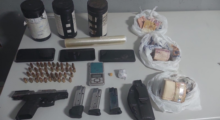 Polícias Militar e Civil realizam operação contra o tráfico em Patos de Minas