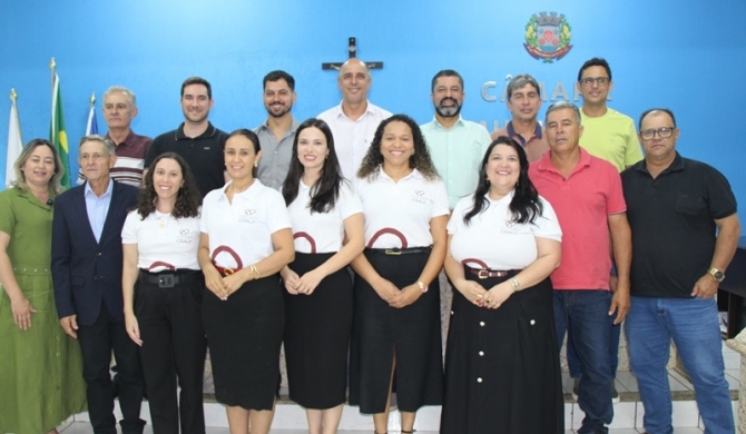 Vereadores de Lagoa Formosa realizam Reunião Ordinária e recebem Secretária Executiva do CISALP 