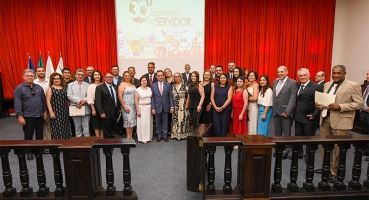  Comarca de Patos de Minas homenageia servidores