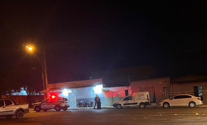 Carmo do Paranaíba - Vítima de disparo de arma de fogo efetuado por idoso de 90 morre no Hospital Regional, em Patos de Minas Carmo do Paranaíba - Vítima de disparo de arma de fogo efetuado por idoso de 90 morre no Hospital Regional, em Patos de Minas