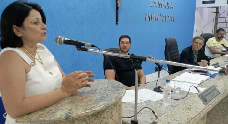 Vereadores de Lagoa Formosa recebem representante do TRE para falar da Caravana da Biometria na cidade 