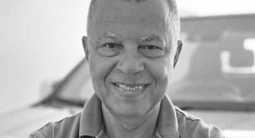 Empresário da cidade de Patrocínio é encontrado morto às margens da MG-230; suspeitos são presos em Patos de Minas  Empresário da cidade de Patrocínio é encontrado morto às margens da MG-230; suspeitos são presos em Patos de Minas