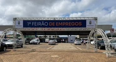1º Feirão do Emprego é sucesso e reúne patenses no galpão do produtor rural 1º Feirão do Emprego é sucesso e reúne patenses no galpão do produtor rural