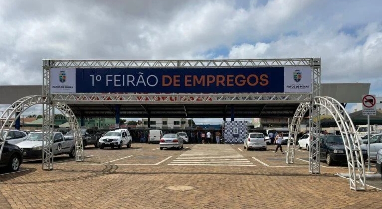 1º Feirão do Emprego é sucesso e reúne patenses no galpão do produtor rural 1º Feirão do Emprego é sucesso e reúne patenses no galpão do produtor rural