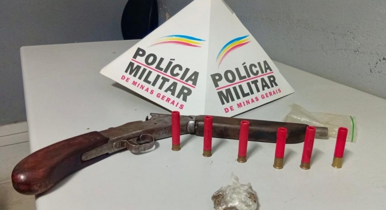 Patos de Minas - Troca de tiros entre vizinhos acaba com um homem preso Patos de Minas - Troca de tiros entre vizinhos acaba com um homem preso