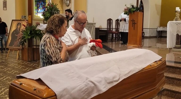 Patos de Minas - Cripta da Catedral de Santo Antônio de Patos de Minas acolhe os restos mortais de Dom Jorge Scarso