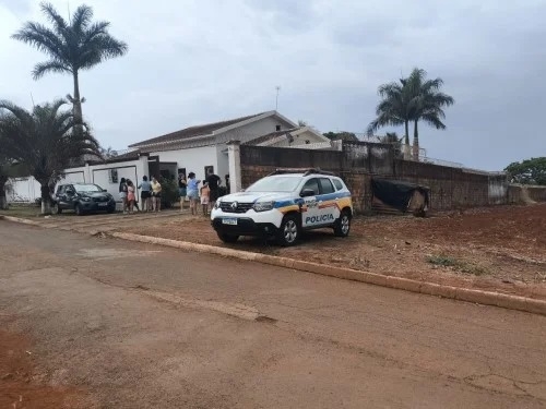 Homem que matou mulher a facadas em chácara em Patos de Minas é preso após perseguição policial 