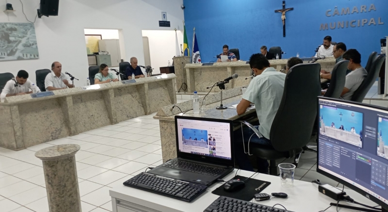Vereadores de Lagoa Formosa realizam a 32ª Reunião Ordinária de 2025