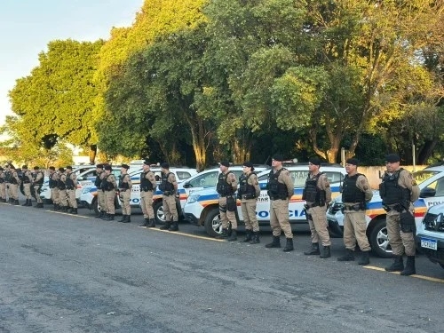 Patos de Minas - Operação “Laracna 4” cumpre mandados, apreende drogas e prende quatro pessoas