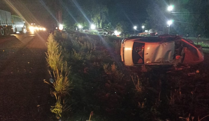 Acidente na BR-365 envolvendo automóvel de Presidente Olegário mata uma pessoa