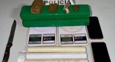 Patos de Minas - Polícia Militar prende dois irmãos por tráfico de drogas e detém usuário no bairro Alto da Colina