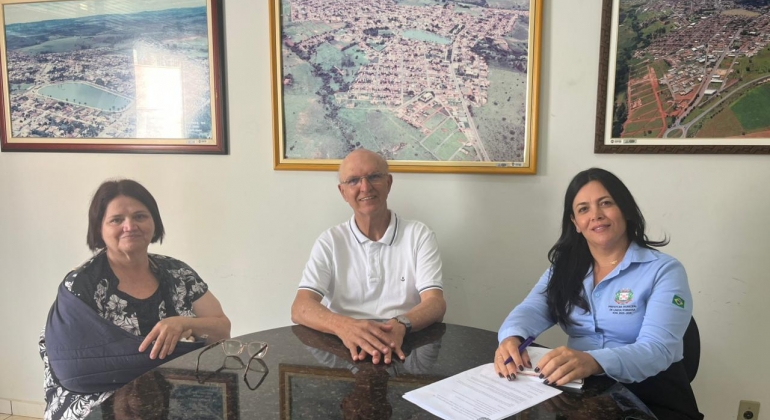 Rotary Club de Lagoa Formosa e Secretaria de Saúde alinham parceria para ações do Dezembro Vermelho e Hepatite Zero