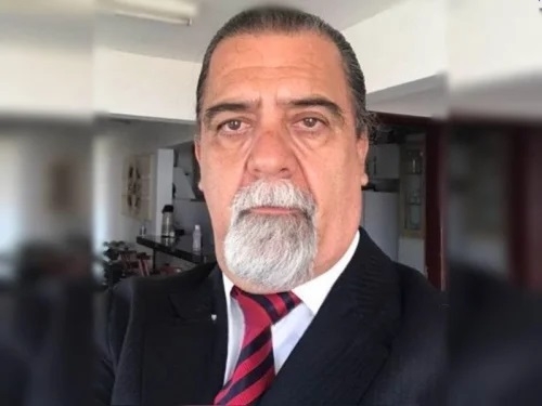 Ex-prefeito de Patrocínio se apresenta à Polícia após novo mandado de prisão