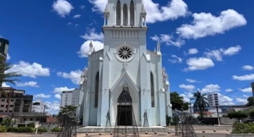 Catedral de Santo Antônio divulga horários das missas de Natal em Patos de Minas