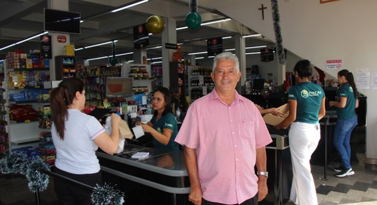 Varejão Planalto deseja um Feliz Ano Novo aos clientes e amigos de Lagoa Formosa e região 