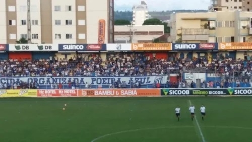 Patos de Minas - URT inicia venda antecipada de ingressos para jogo diante do Cruzeiro em fevereiro