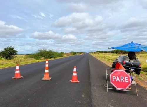 Atenção Motoristas - Obras no km 182 da BR-354 alteram trânsito entre o Trevo do Aeroporto e o Agnaldo das Pamonhas