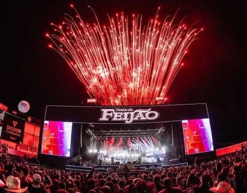 Leonardo e Zezé di Camargo estão entre as atrações artísticas da Festa do Feijão de 2026 