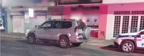 Centro de Patos de Minas - Mulher é presa por dirigir sob efeito de álcool e sem habilitação