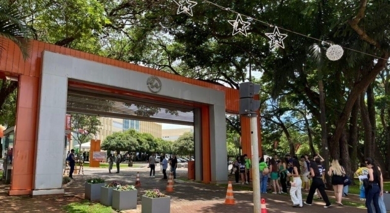 UNIPAM emite nota esclarecendo que não possui vínculo com empresas que prestam serviços de formaturas 