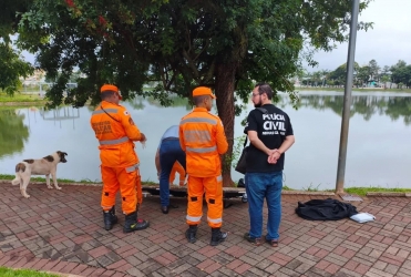 Bombeiros retiram corpo de homem de dentro da Lagoa Grande em Patos de Minas; vítima não foi identificada 