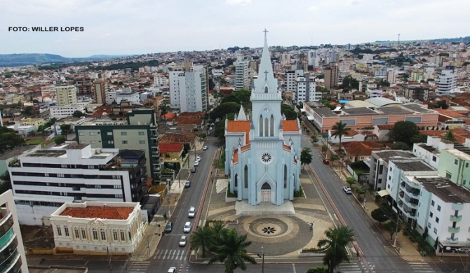 Confira o que abre e fecha em Patos de Minas durante o Carnaval