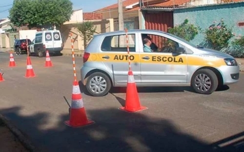 Minas Gerais adota novo modelo de exame para obtenção de Carteira Nacional de Habilitação (CNH)