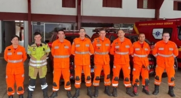 Juiz de Fora e Ubá - Bombeiros de Patos de Minas reforçam equipes em apoio às vítimas das chuvas 