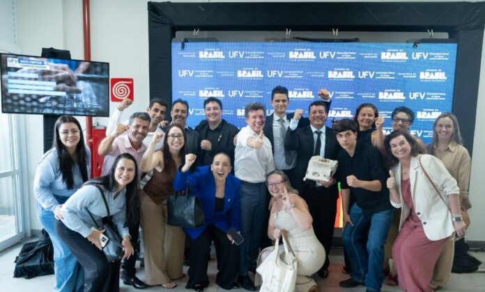 Santa Casa de Carmo do Paranaíba participa de anúncio do curso de Medicina da UFV e reforça integração entre saúde e ensino